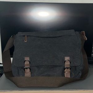 Messenger bag